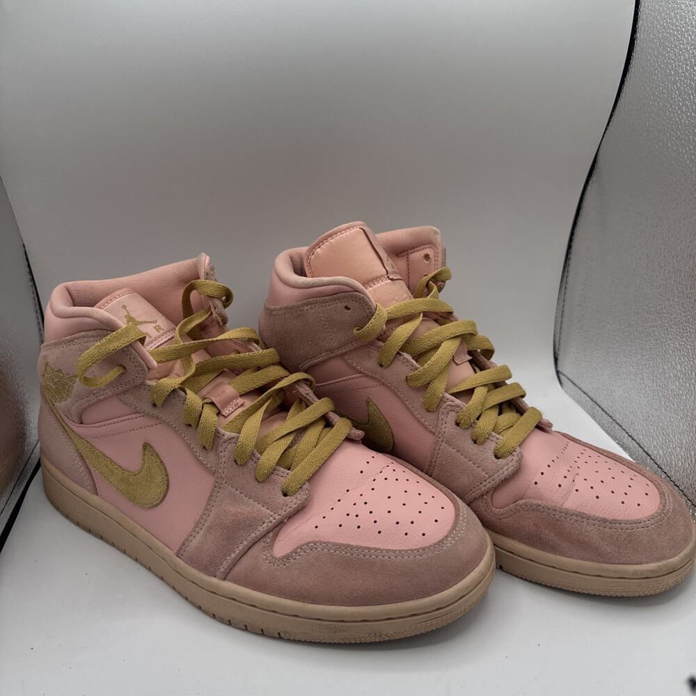 Jordan Air Jordan 1 Mid Men's Mid Top Pink Gold Lace Up Basketball Sneaker